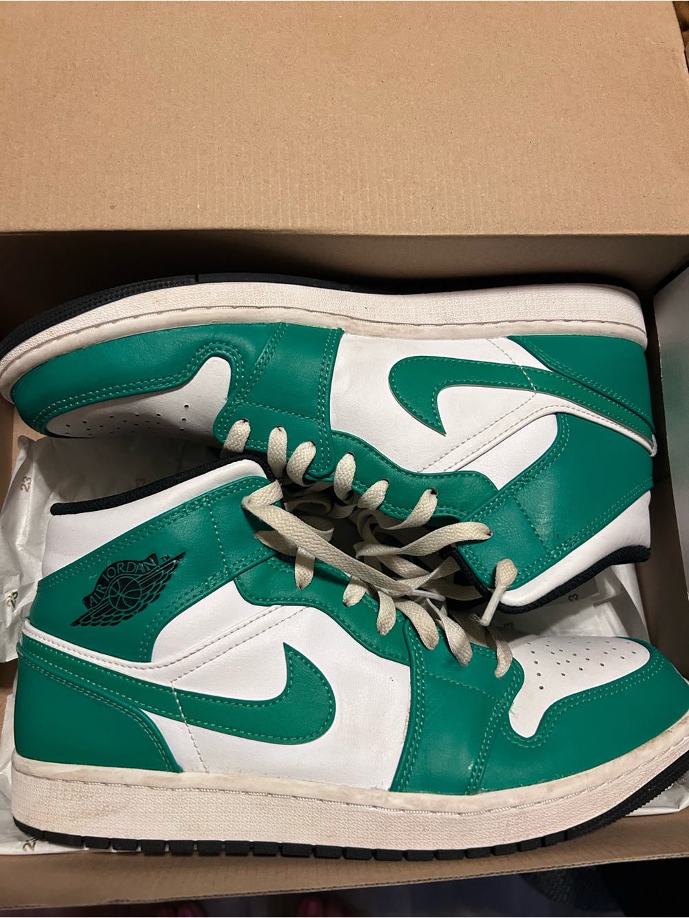 Jordan Air Jordan 1 Mid in White, Green & Black